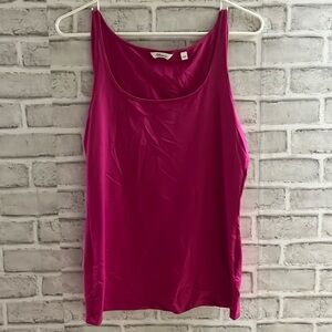 Reitman‘s hot pink medium tank top/camisole
